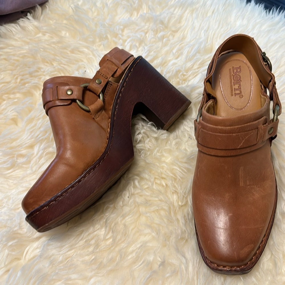 Born mule-clogs with strap, like new, size 8.
